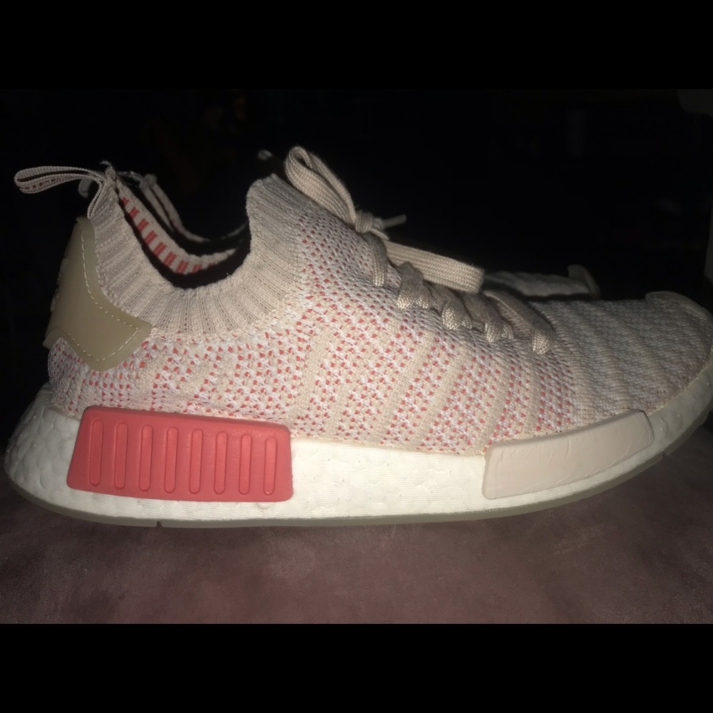 ADIDAS NMD R1 SHOES - Picture 2 of 4